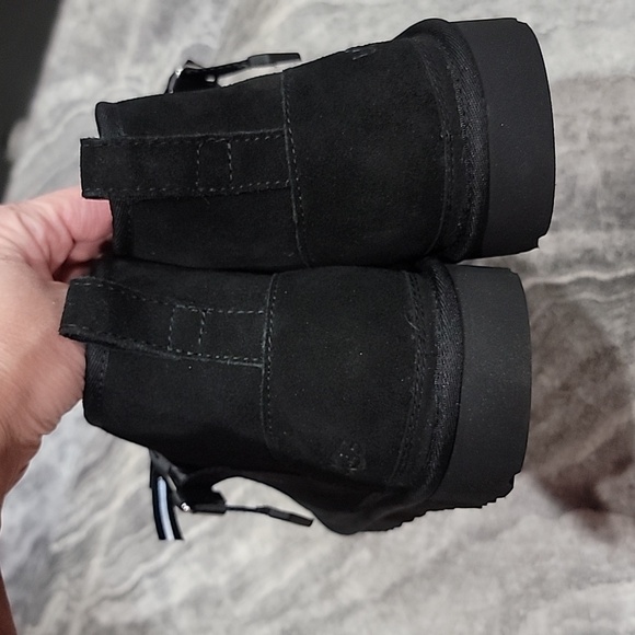 NIB (new in box) Men's size 12 UGG Chukka Boots - Picture 4 of 9